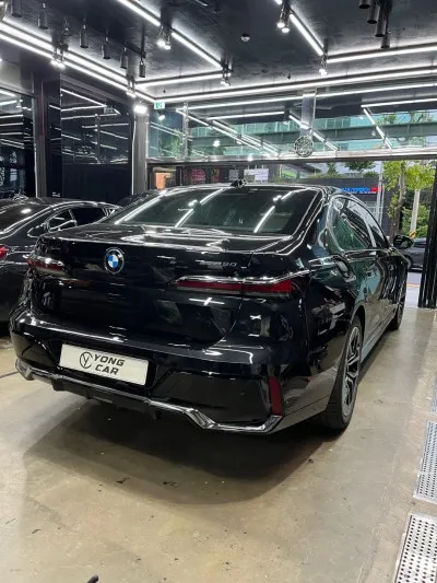 BMW i7 ppf - BMW i7 Paint Protection Film Review — Ultimate Clear Bra Protecti photo 5