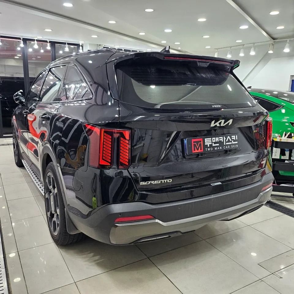 Kia Sorento MQ4のカーラッピング事例｜費用目安・仕上がり 施工写真 2-2