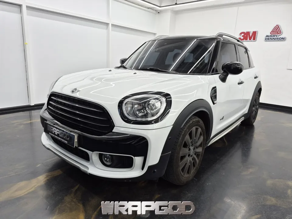 MINI Countryman Vinyl Wrap Removal Review — Expert Restoration