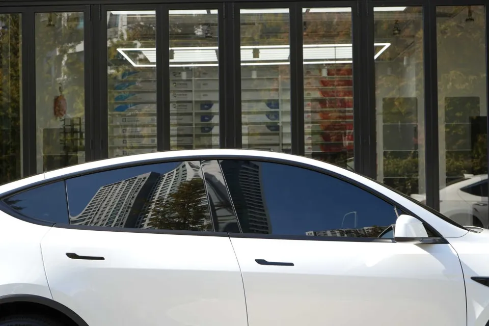 Tesla Model Y PPF施工事例|費用目安と仕上がり 施工写真 3-3