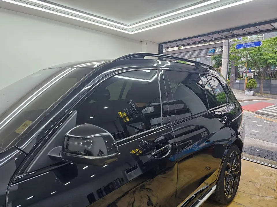 BMW X7 カーラッピング事例｜費用目安・仕上がり 施工写真 2-1