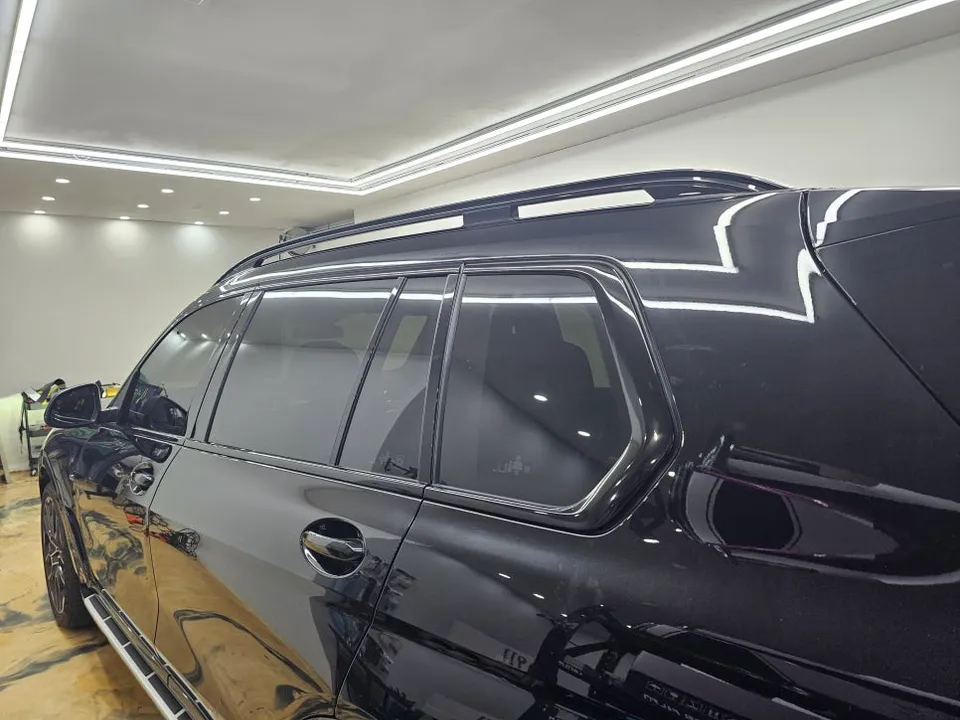 BMW X7 カーラッピング事例｜費用目安・仕上がり 施工写真 1-2