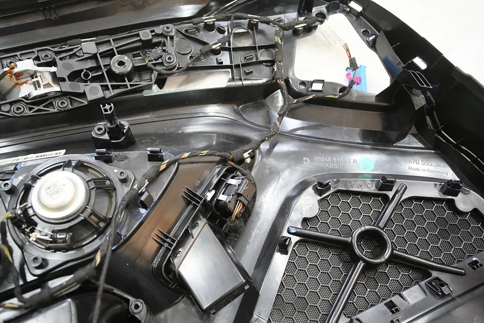 Porsche Panameraのカーオーディオ施工事例 施工写真 4-2