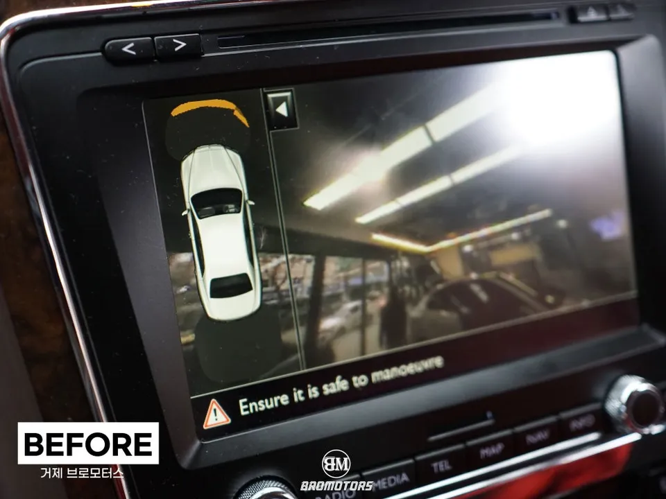 Bentley Flying SpurのAndroid Auto・CarPlay取付事例 施工写真 1-3