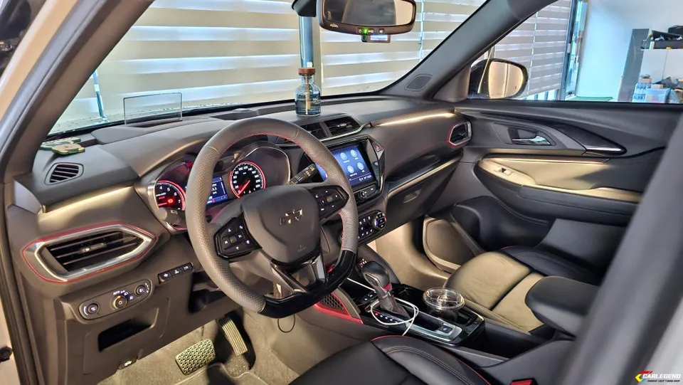Chevrolet Trailblazer ambient lighting - Chevrolet Trailblazer Ambient Lighting Review — Enhanced Interior photo 3