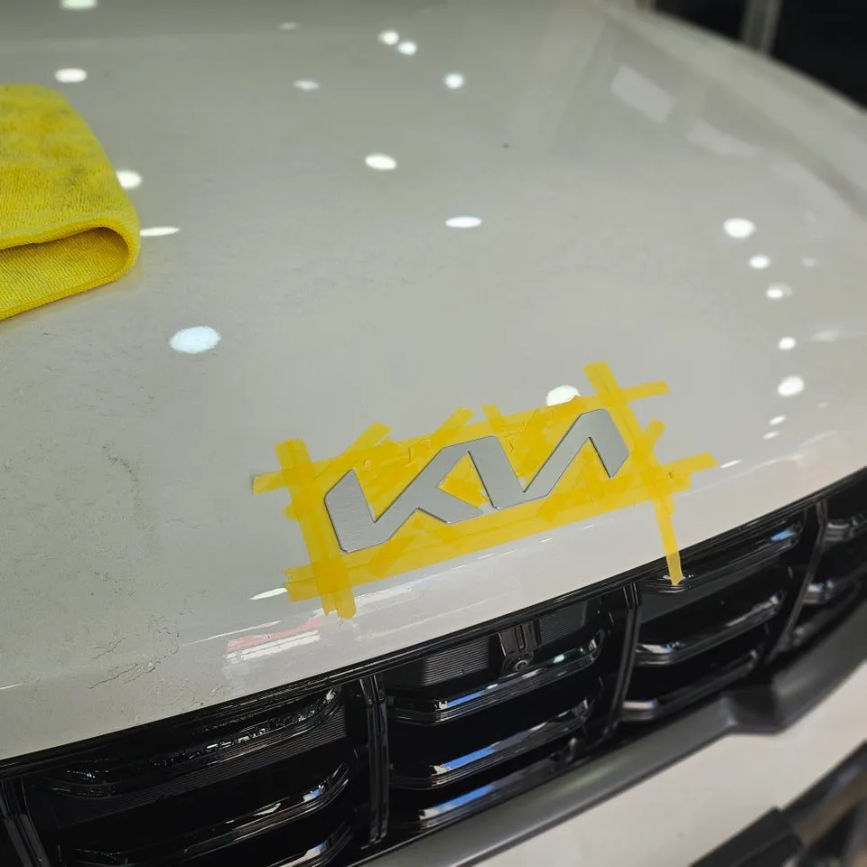 Kia Sorentoのカーラッピング事例|費用目安・仕上がり 施工写真 3-3