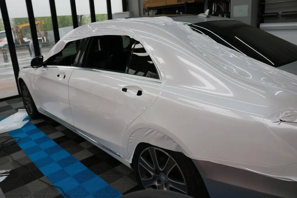 Mercedes-Benz S-Classのカーラッピング事例｜費用目安・仕上がり 施工写真 1-2