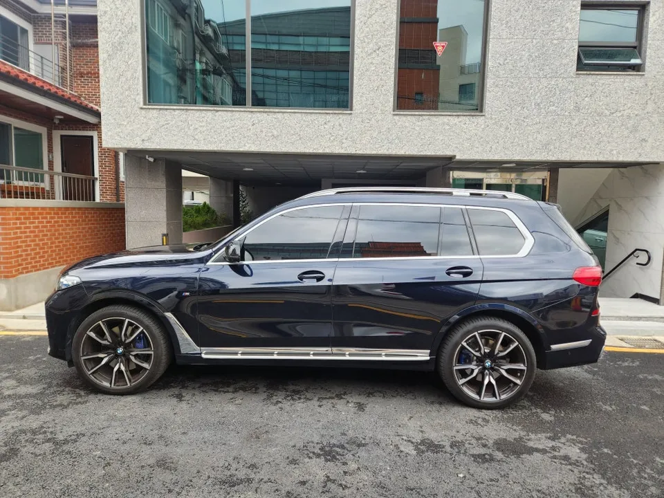 BMW X7 PPF施工事例｜費用目安と仕上がり 施工写真 2-1