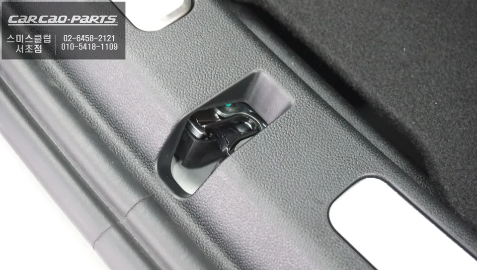 MINI Countryman oem options - MINI Countryman Power Tailgate Upgrade Review photo 6