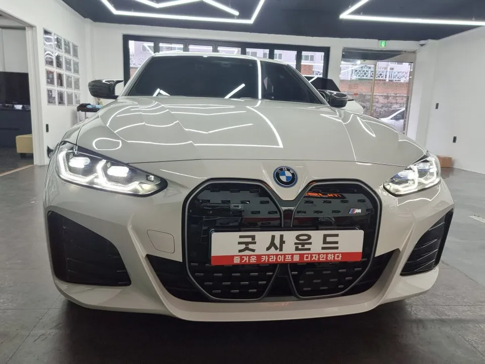 BMW i4 car audio installation result