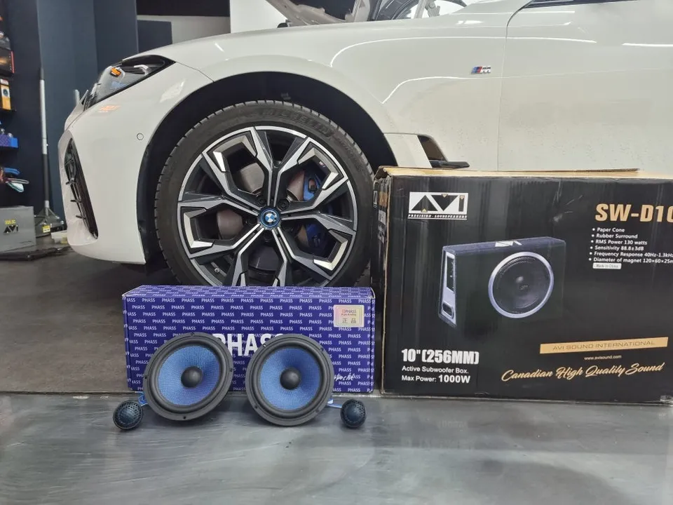 BMW i4のカーオーディオ施工事例 施工写真 5