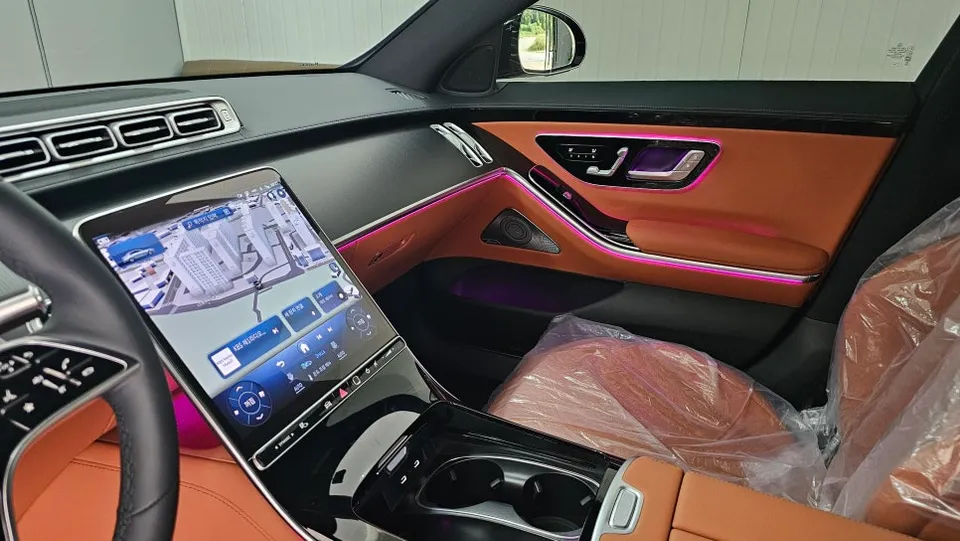 Mercedes-Benz S-Class W223 ambient lighting - Mercedes-Benz S-Class W223 Ambient Lighting Review photo 4
