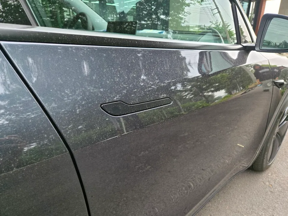 Tesla Model Y PPF施工事例｜費用目安と仕上がり 施工写真 3-2