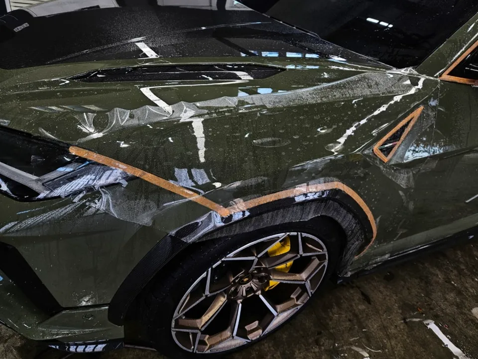 Lamborghini Urus PPF施工事例|韓国での実例紹介 施工写真 3-1