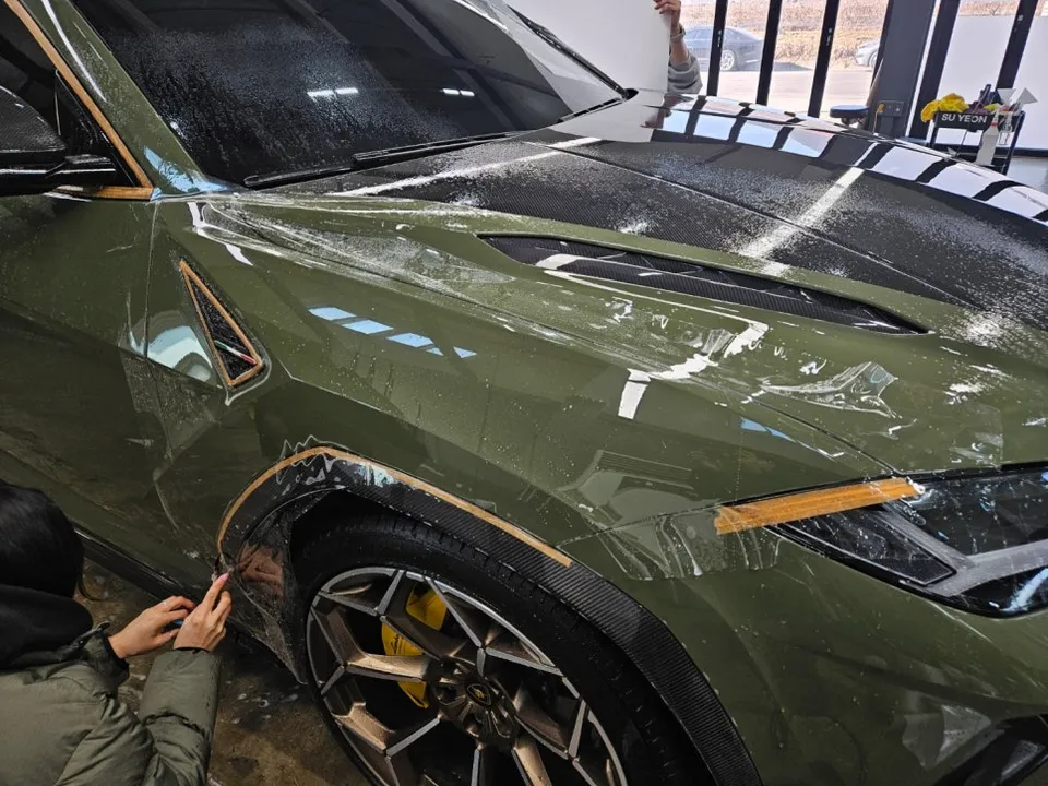 Lamborghini Urus PPF施工事例|韓国での実例紹介 施工写真 1-2