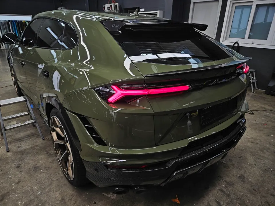 Lamborghini Urus PPF施工事例|韓国での実例紹介 施工写真 2-3