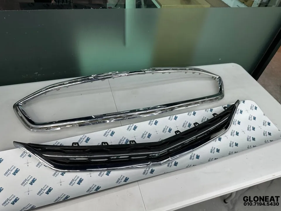 Chevrolet Malibuのカーラッピング事例 施工写真 1-2