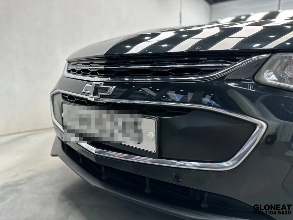 Chevrolet Malibuのカーラッピング事例 施工写真 3-2