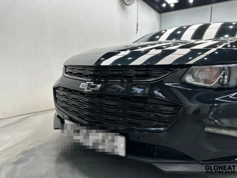 Chevrolet Malibuのカーラッピング事例 施工写真 4-2