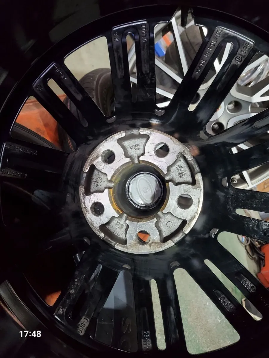 Land Rover Range Rover Vogue wheel repair - Land Rover Range Rover Vogue Wheel Repair Review photo 4