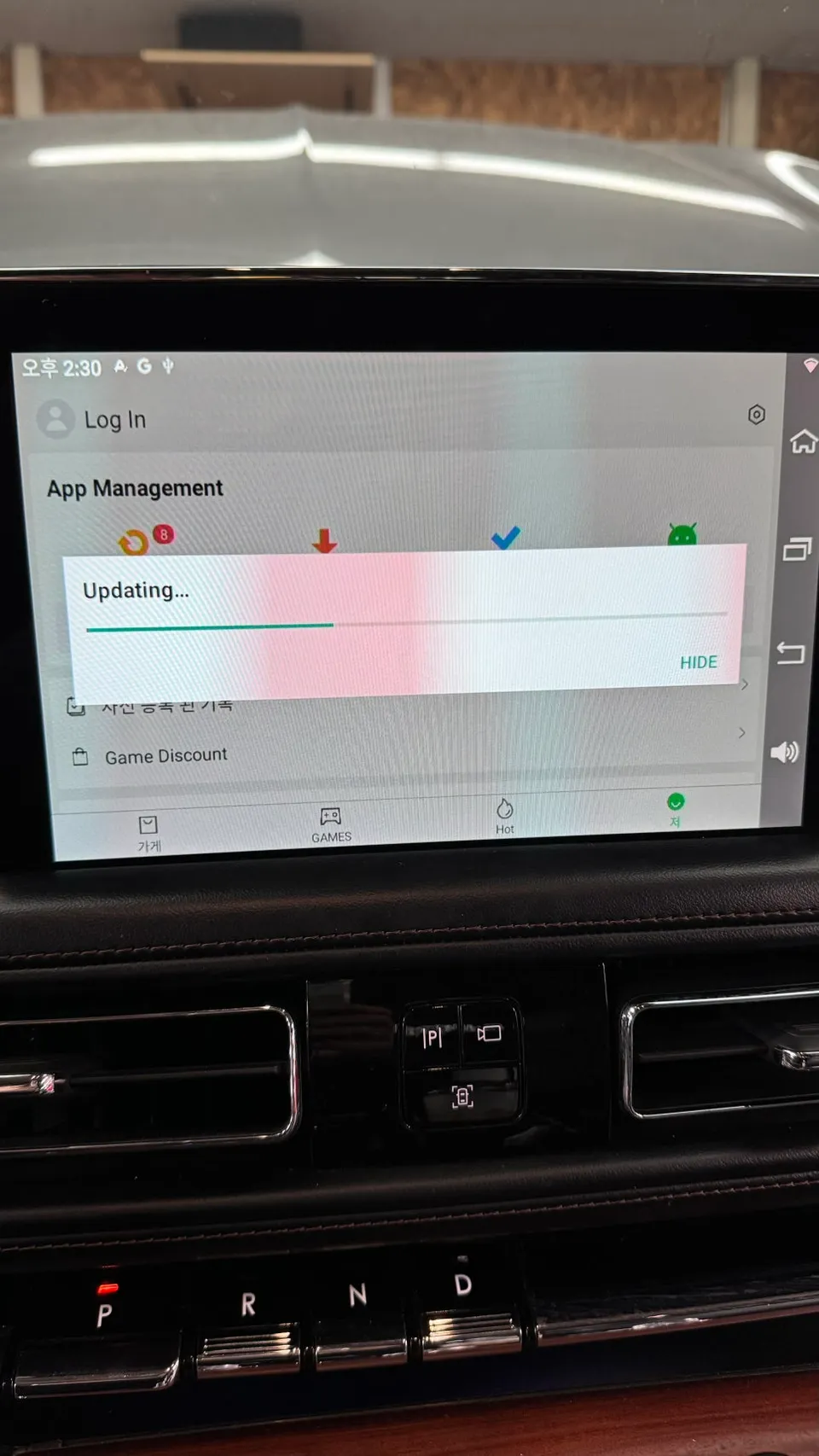 Lincoln AviatorのAndroid Auto・CarPlay取付事例 施工写真 3-2