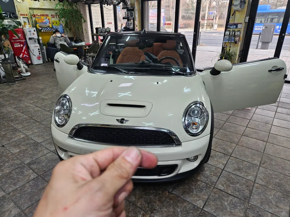 BMW MINI CooperのAndroid Auto・CarPlay取付事例 写真