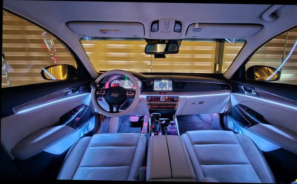 Kia K7 ambient lighting - Kia K7 Ambient Lighting Review — Luxe Interior Without OEM photo 3