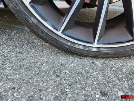 Mercedes-Benz CLS wheel repair - Mercedes-Benz CLS 20" Wheel Refinishing Review — Black Gloss Powder Coating photo 6