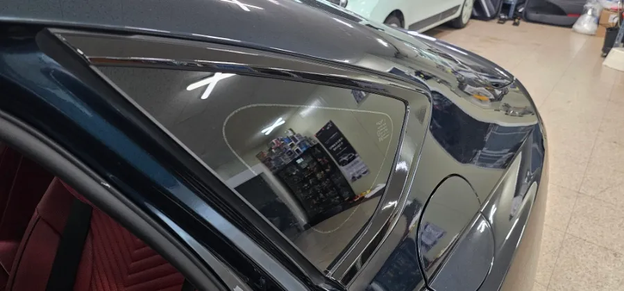 Genesis G80 RG3 vinyl wrap - Genesis G80 RG3 Vinyl Wrap Review — Cost & Results photo 4