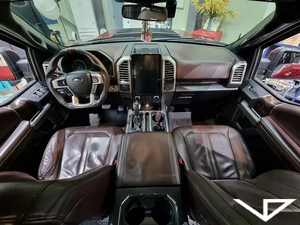 Ford F-150 interior customization - Ford F-150 Interior Customization Review: Deep Green Upgrade photo 4