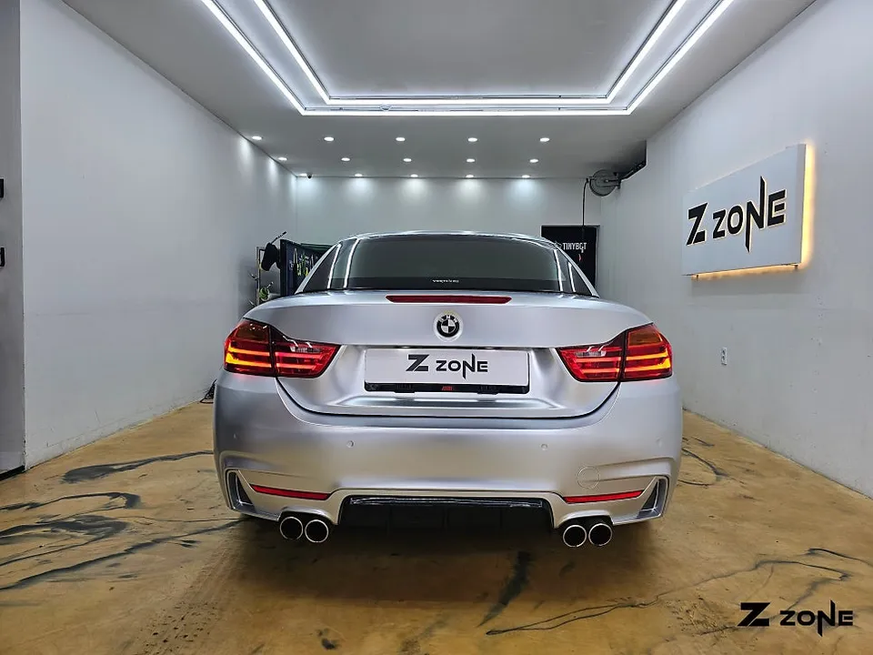 BMW 4 Seriesのカーラッピング事例｜パールメタルの輝き 施工写真 2-2
