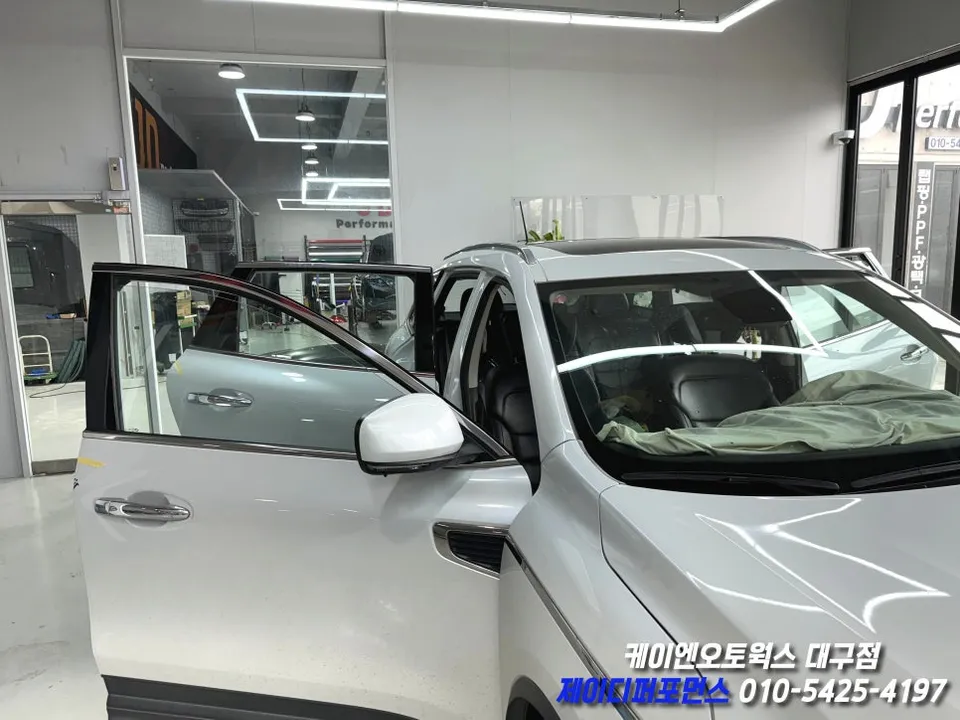 Renault Korea QM6 window tinting - Renault Korea QM6 Window Tinting Review: Caltvin ER Film photo 5