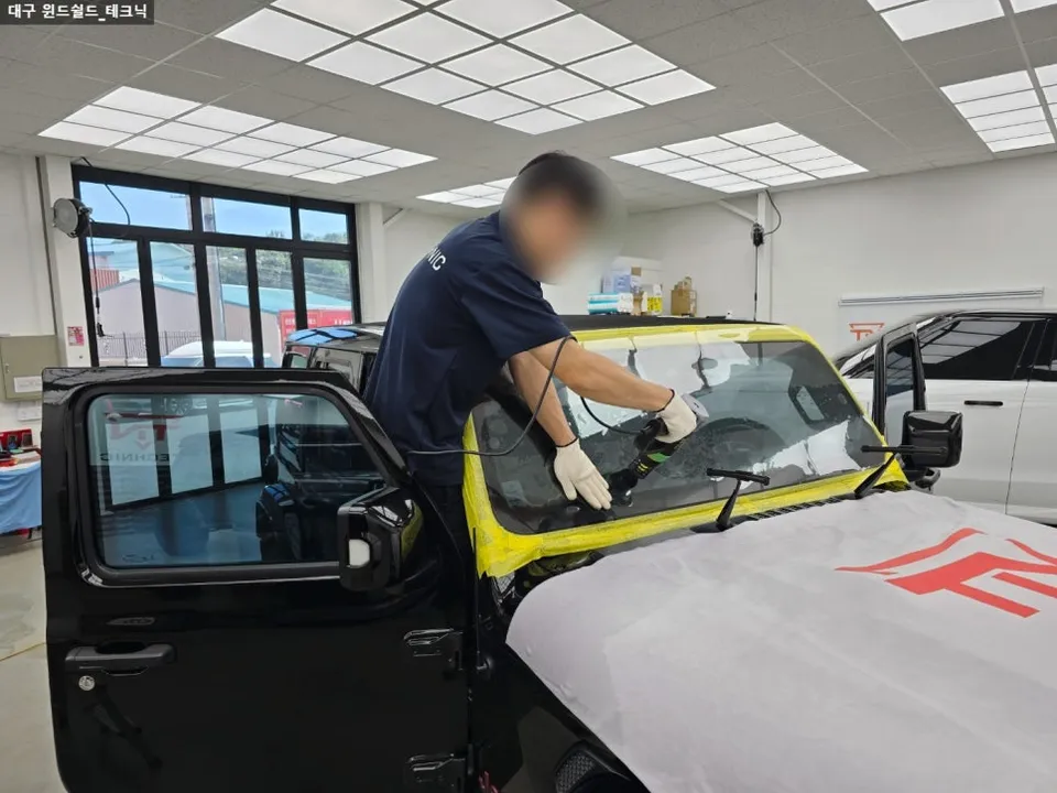 Jeep WranglerのPPF施工事例｜費用目安と仕上がり 施工写真 3-2