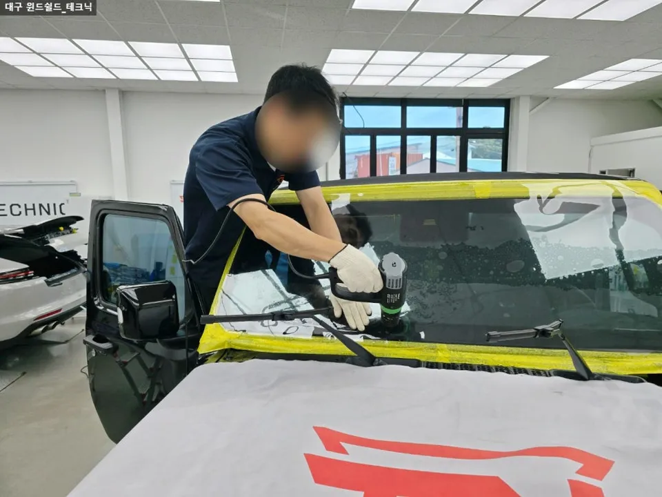 Jeep WranglerのPPF施工事例｜費用目安と仕上がり 施工写真 2-3