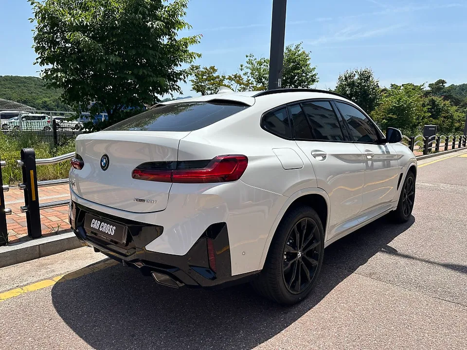 BMW X4 vinyl wrap - BMW X4 Vinyl Wrap Review — Cost & Results photo 3