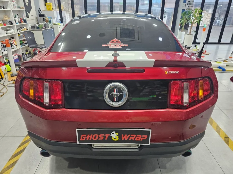 Ford Mustangのカーラッピング事例|費用目安・仕上がり 施工写真 2-2