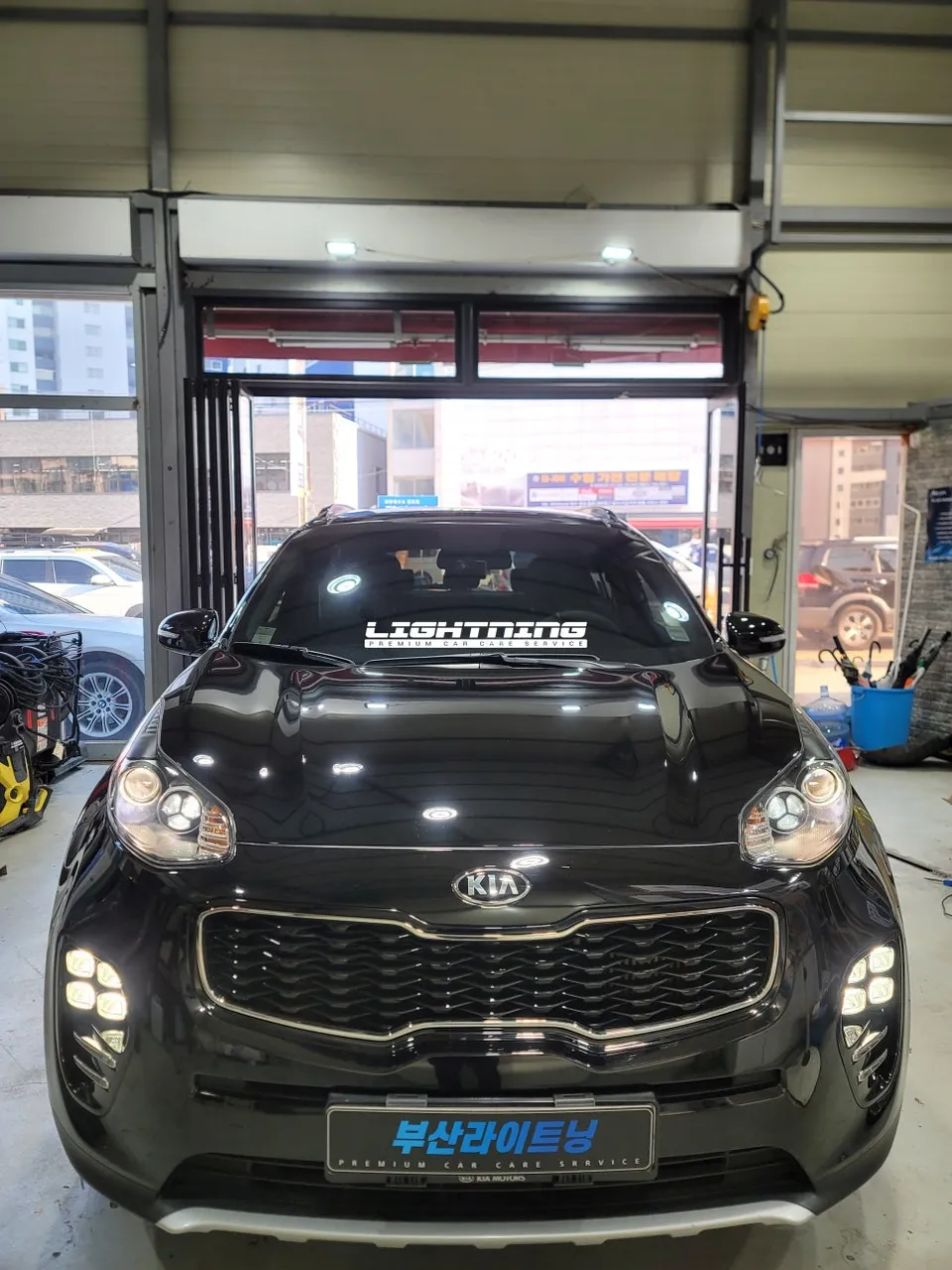 Kia Sportageのドラレコ取付事例|費用目安と仕上がり 施工写真 1-1