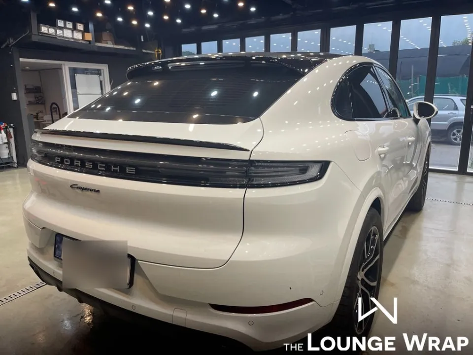 Porsche Cayenne Coupe vinyl wrap - Porsche Cayenne Coupe Vinyl Wrap Review - Burgundy Elegance photo 5