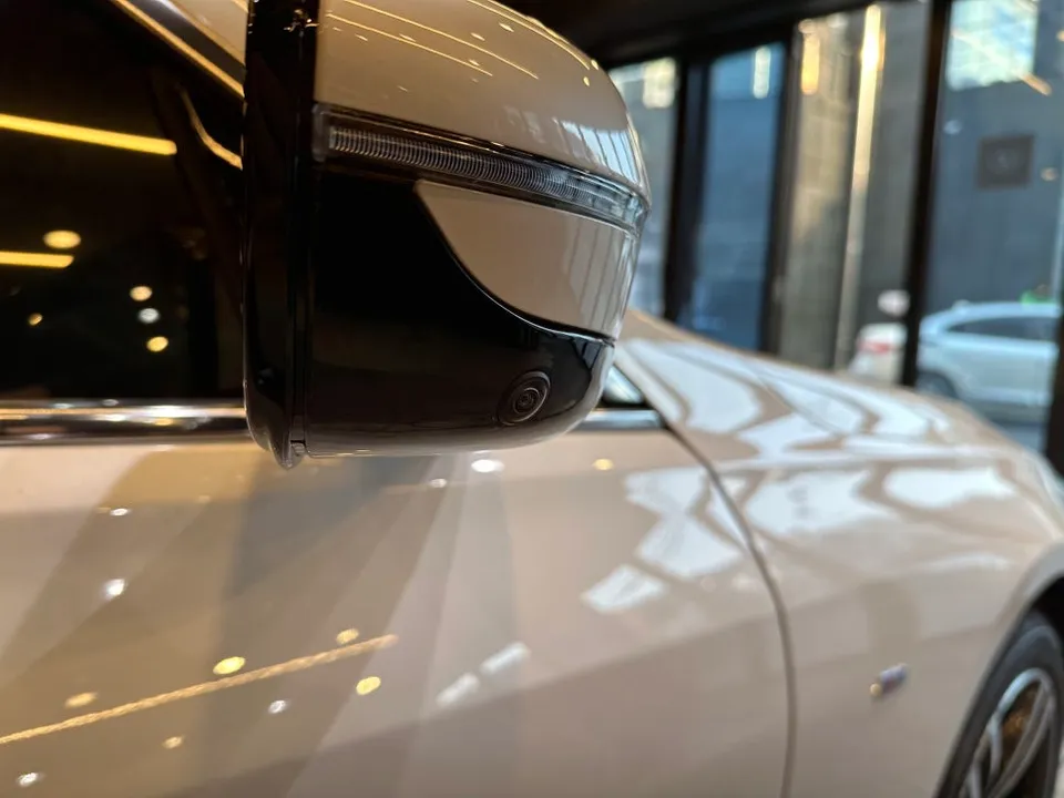 BMW 6GT 630i surround view camera - BMW 6GT Surround View Camera Installation Review photo 5