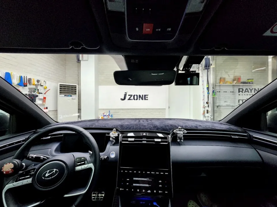 Hyundai Tucson NX4のカーフィルム施工事例|費用目安・仕上がり 施工写真 2-2