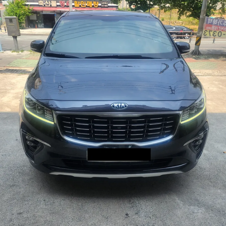 Kia Carnival YP ambient lighting review