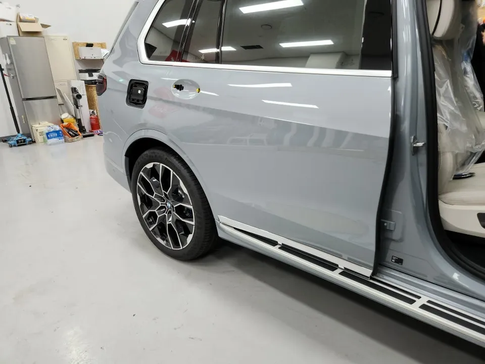 BMW X7のPPF施工事例|費用目安・仕上がり 施工写真 3-1