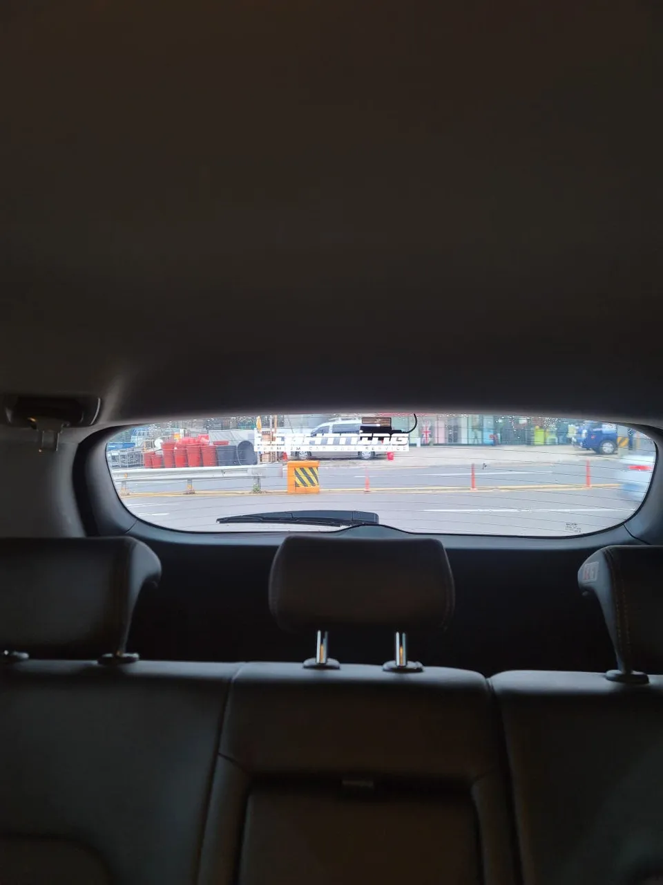 Kia Sportageのドラレコ取付事例｜費用目安・仕上がり 施工写真 3-2