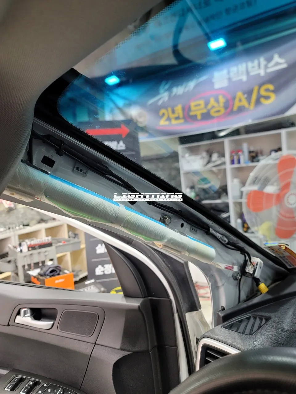 Kia Sportageのドラレコ取付事例｜費用目安・仕上がり 施工写真 2-3