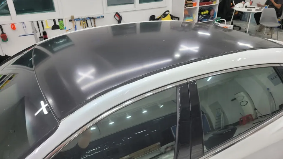 Hyundai Azera Vinyl Wrap Review: Stunning Transformation photo 3
