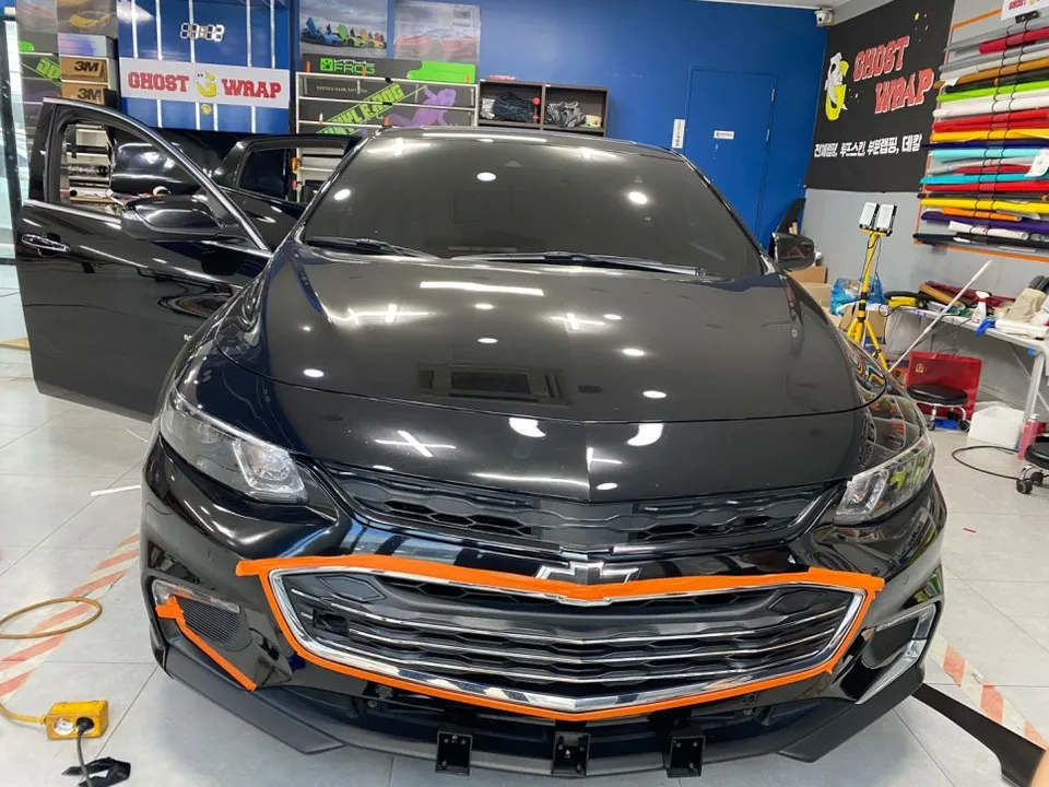 Chevrolet Malibuのカーラッピング事例|費用目安・仕上がり 施工写真 2-2