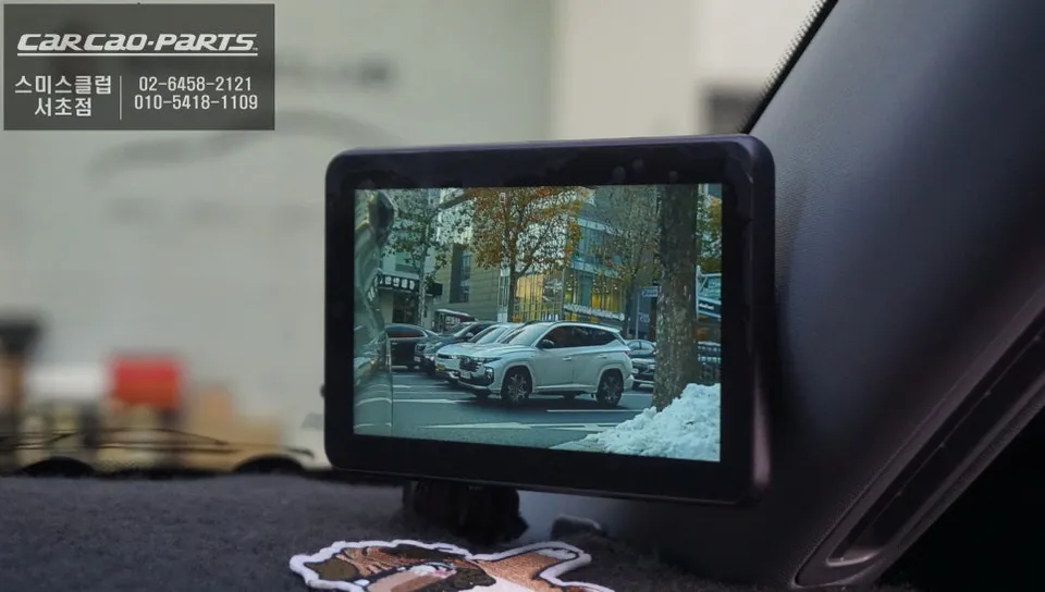 Hyundai IONIQ Dashcam & Navigation Review — Enhanced Visibility photo 2