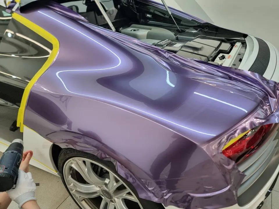 Audi R8のカーラッピング事例|費用目安・仕上がり 施工写真 1-3