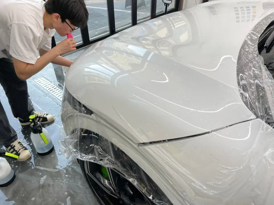 Kia EV6 PPF施工事例｜費用目安と仕上がり 施工写真 3-1