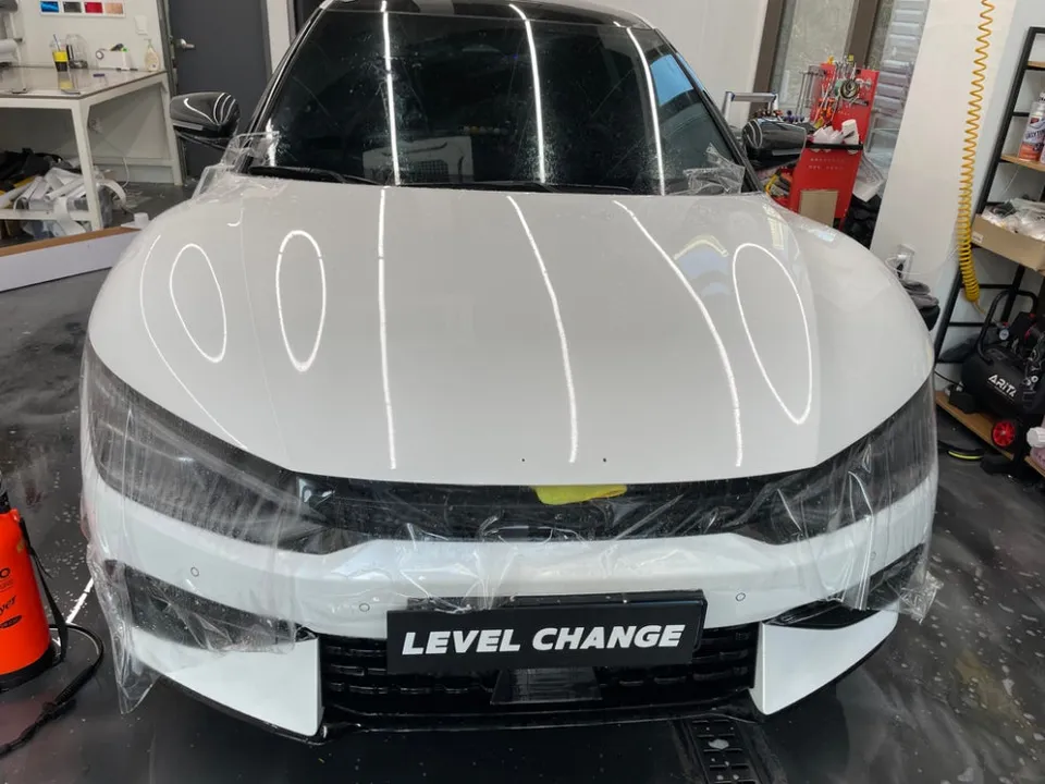 Kia EV6 PPF施工事例｜費用目安と仕上がり 施工写真 1-2